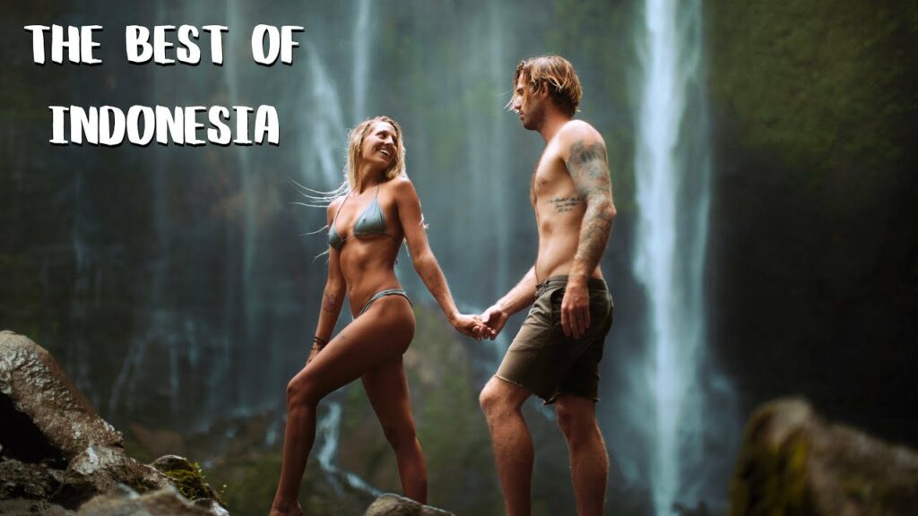 FOREIGNERS GO DEEP INTO JAVA – Tumpak Sewu Waterfall